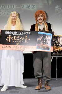 「ホビット　決戦のゆくえ」Blu-ray＆DVDリリース記念試写会に登場したJOY（左）とデニス・植野行雄