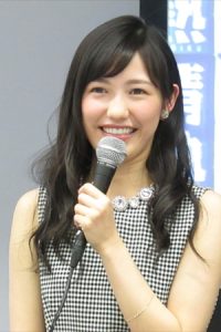『情熱大陸』記者会見に登場したAKB48・渡辺麻友