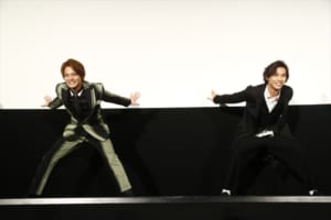 映画「曇天に笑う」初日舞台あいさつ