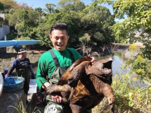 池 の 水 全部 抜く