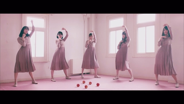 日向坂46「Footsteps」