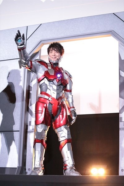 木村良平 Ultramanスーツに大興奮 これ着ていいんですか Tv Life Web