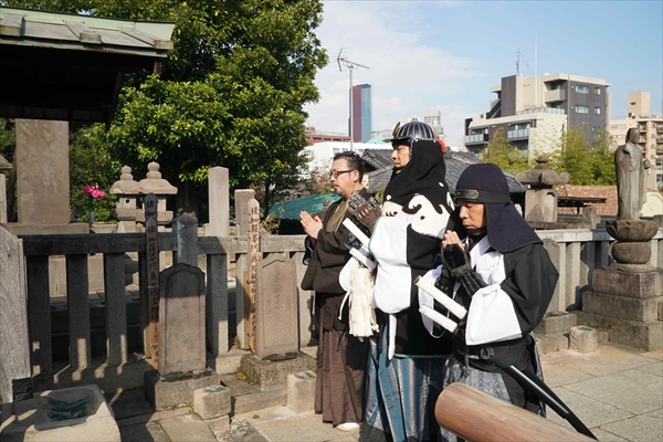 映画「決算！忠臣蔵」泉岳寺大ヒット祈願イベント