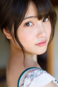 入山杏奈