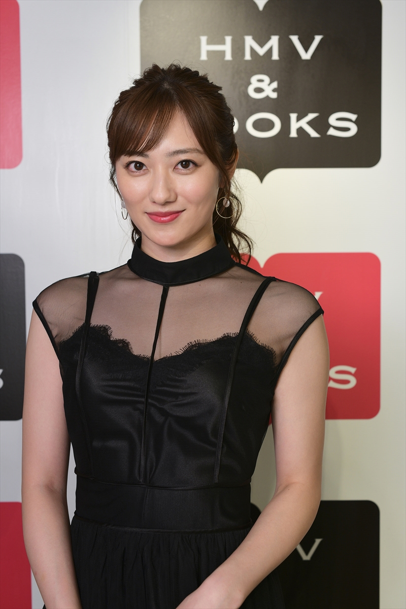 奥山かずさ
