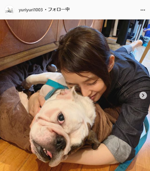 石田ゆり子公式Instagram(yuriyuri1003)より