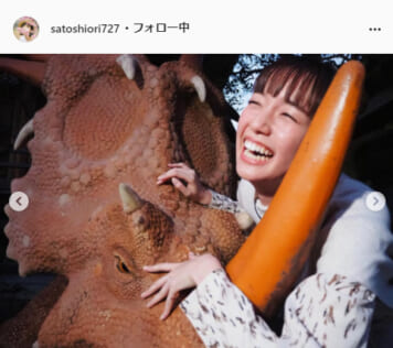 佐藤栞里公式Instagram（satoshiori727）より