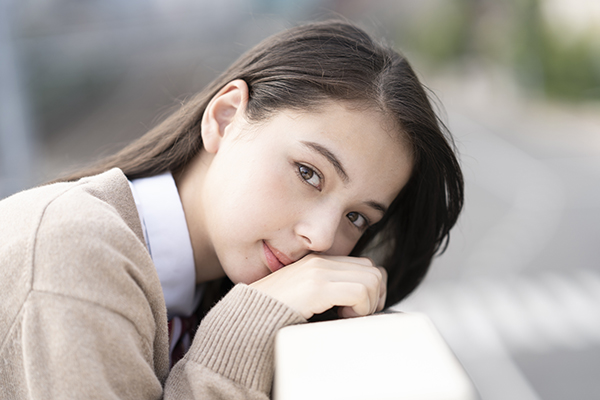 可愛すぎる15歳がcm初出演 稲垣姫菜が Snoopy Ecobag Book Cmに登場 Tv Life Web