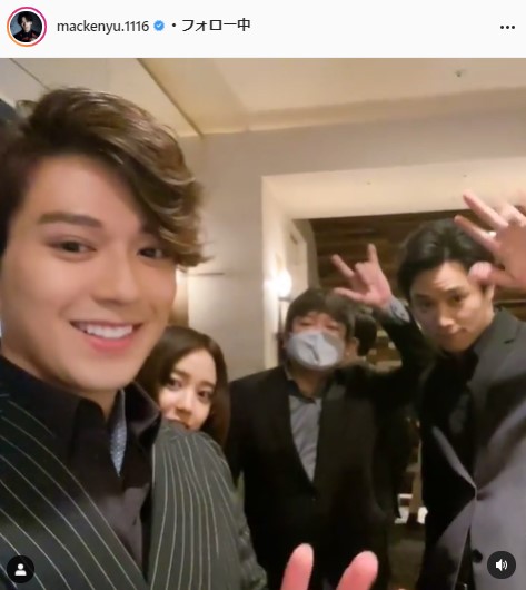 新田真剣佑公式Instagram(mackenyu.1116)より