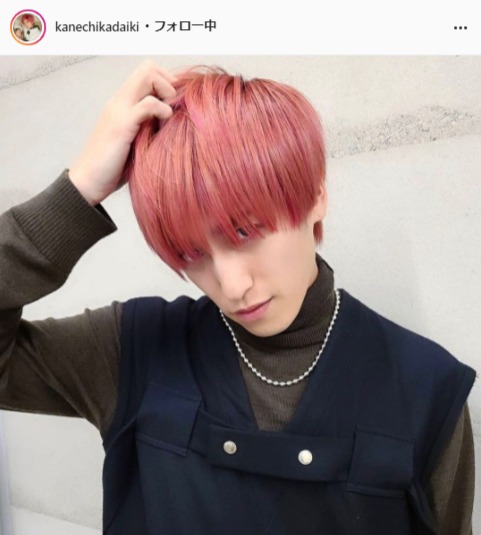 EXIT・兼近大樹公式Instagram（kanechikadaiki）より