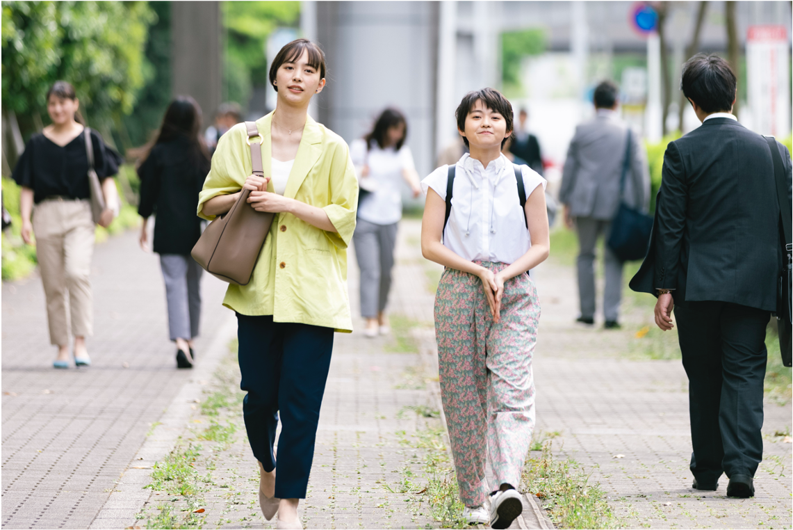 花澤香菜が、伊藤万理華主演ドラマのOPテーマを担当『お耳に合いましたら。』【コメントあり】