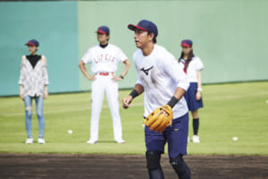 川﨑宗則が野球ドラマに出演「人生1回しかないと思って」『ハチナイ』