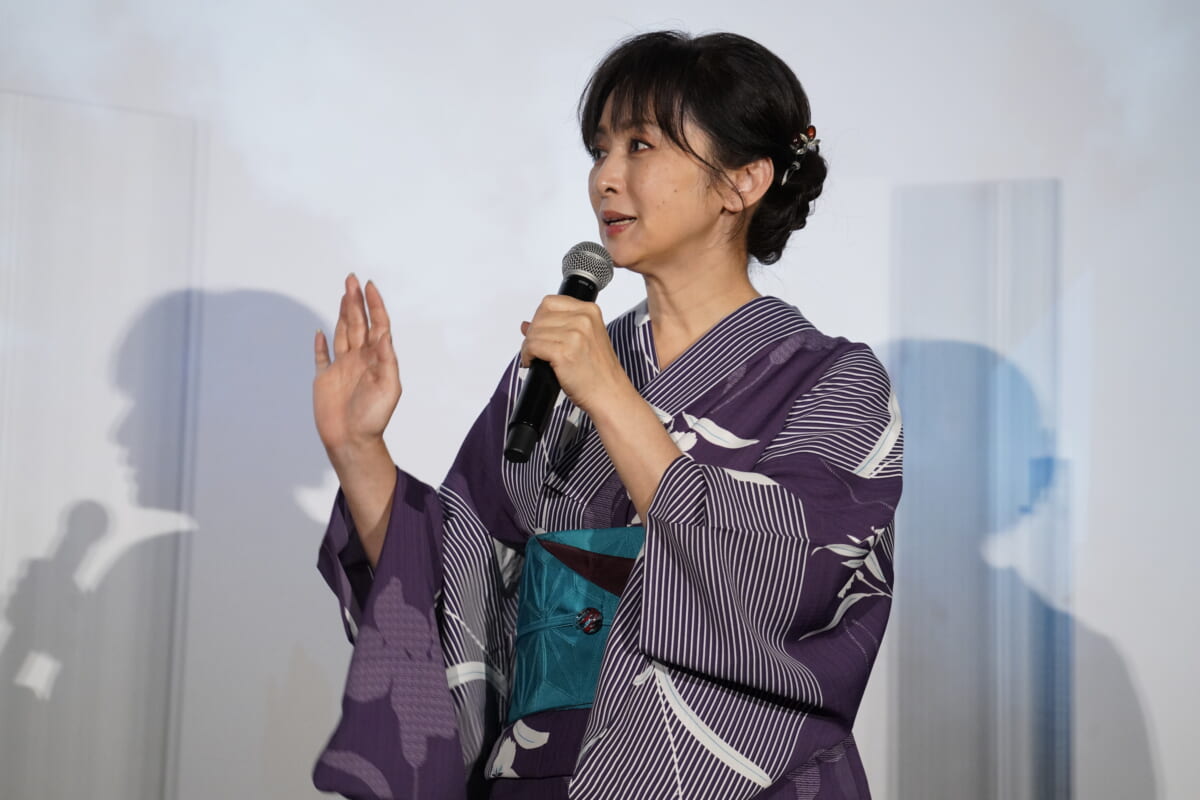 斉藤由貴?2020「子供はわかってあげない」製作委員会　 ?田島列島／講談社