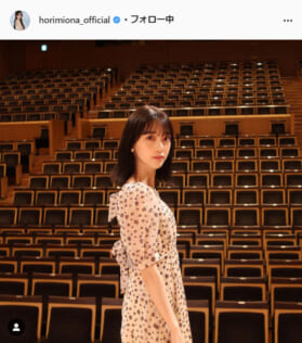 堀未央奈公式Instagram（horimiona_official）より