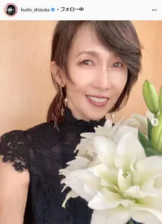 工藤静香 ショートヘアからロングヘアに変身 髪切ったかと思った 騙されました Tv Life Web