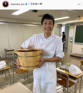 シソンヌ・じろうInstagram（sissonne_jiro）より