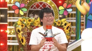 さんまにお薦め商品を紹介する北欧雑貨店の店主
