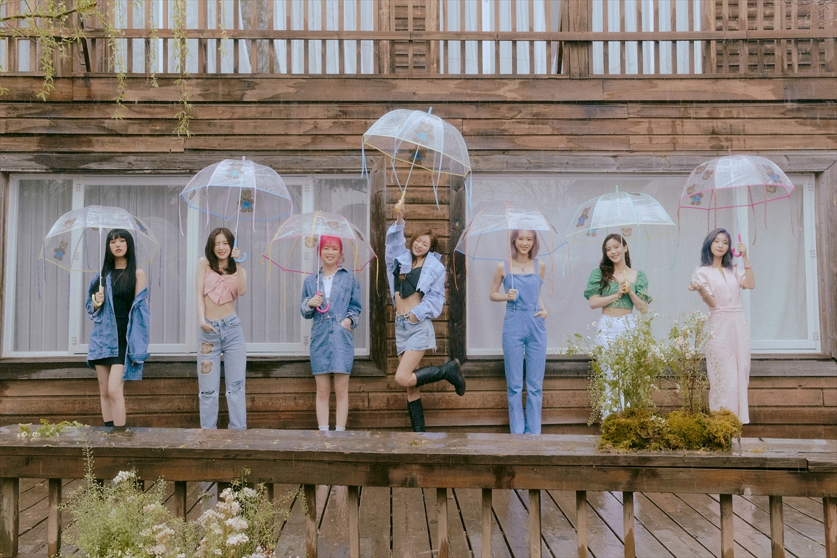 OH MY GIRL©WM ENTERTAINMENT