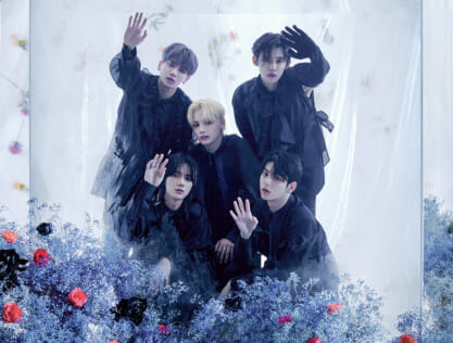 主演・田中圭『らせんの迷宮』OP曲はTOMORROW X TOGETHER！＆オリジナルグッズ続々発売