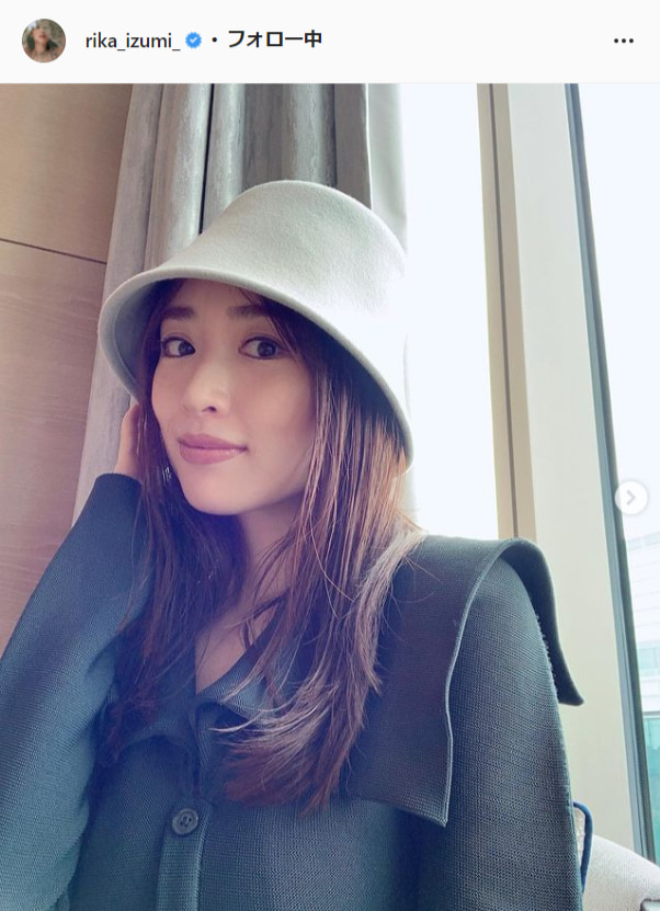 泉里香公式Instagram(rika_izumi_)より