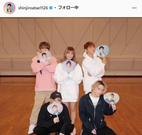 與真司郎 a集合ショットで aファンのみんなに会えるの楽しみやー Tv Life Web