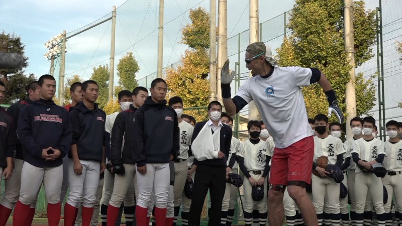 國學院久我山高等学校の選手への走塁指導