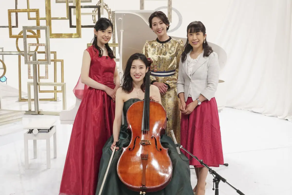 元宝塚 龍真咲 サイン入りカレンダー ☆ 懸賞当選品 元宝塚トップ