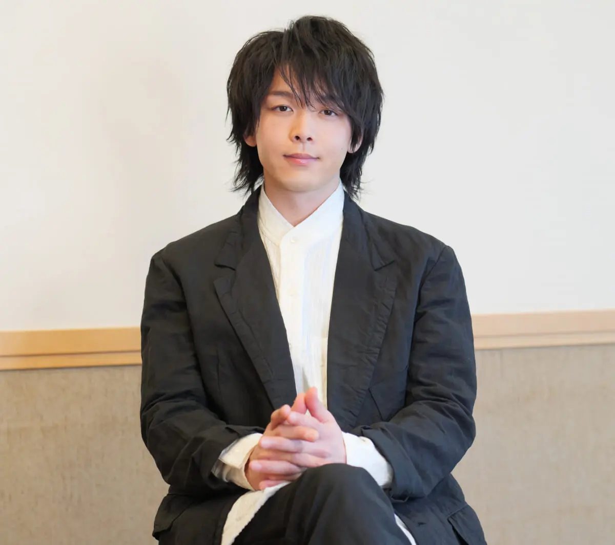 中村倫也 赤黒 孤軍奮闘記 切り抜き