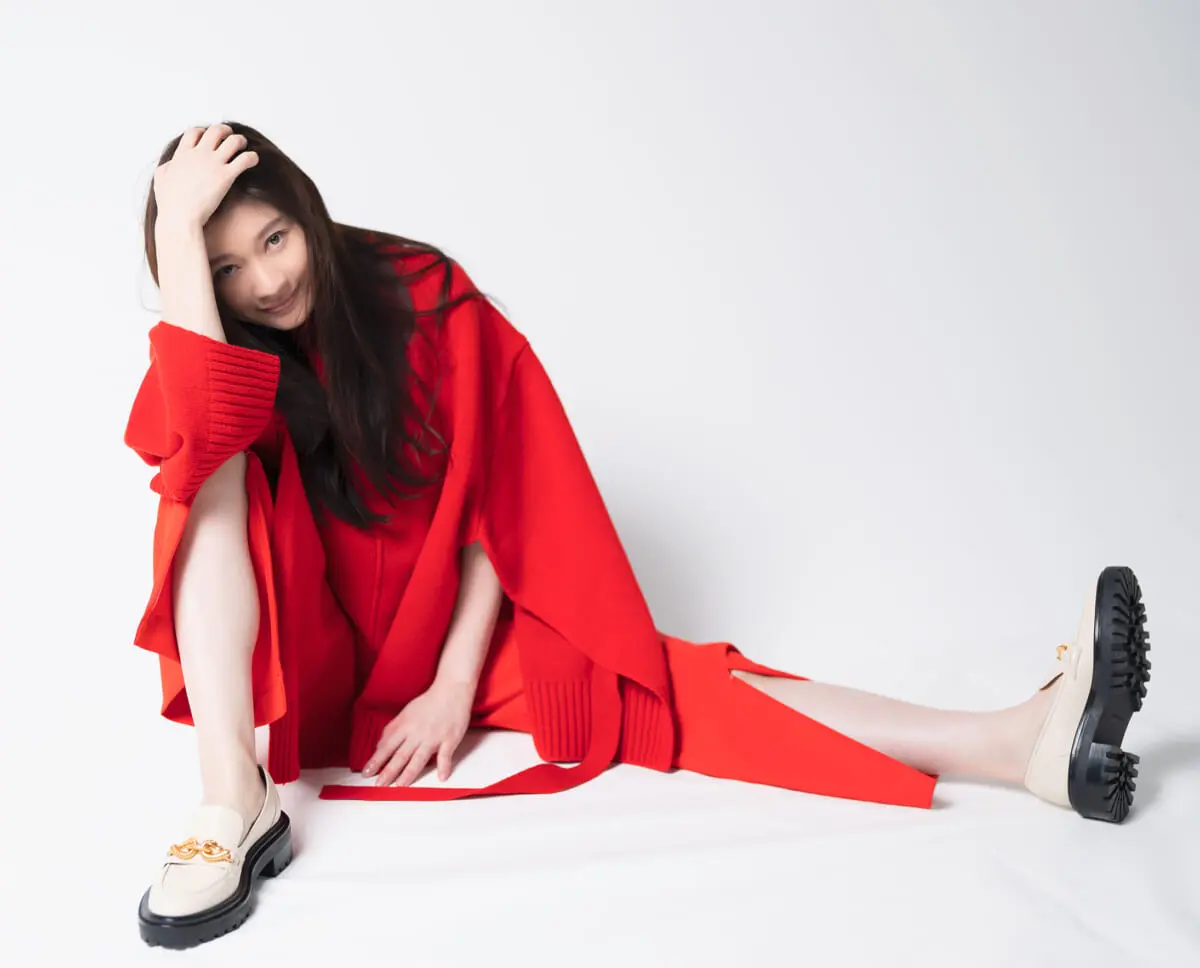 篠原涼子も演技いらずのガチ笑い「皆さんのお芝居が面白すぎて（笑