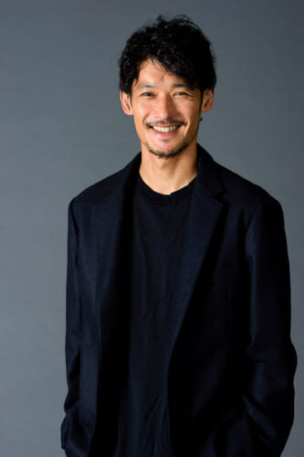 淵上泰史インタビュー『復讐の未亡人』『雪女と蟹を食う』の2作でキーパーソン「僕が芝居した異なる役も楽しんでもらえたら」 TV LIFE web