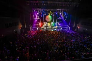 「7ORDER LIVE FACTORY～脱色と着色～」撮影：コサカイ　カツミ