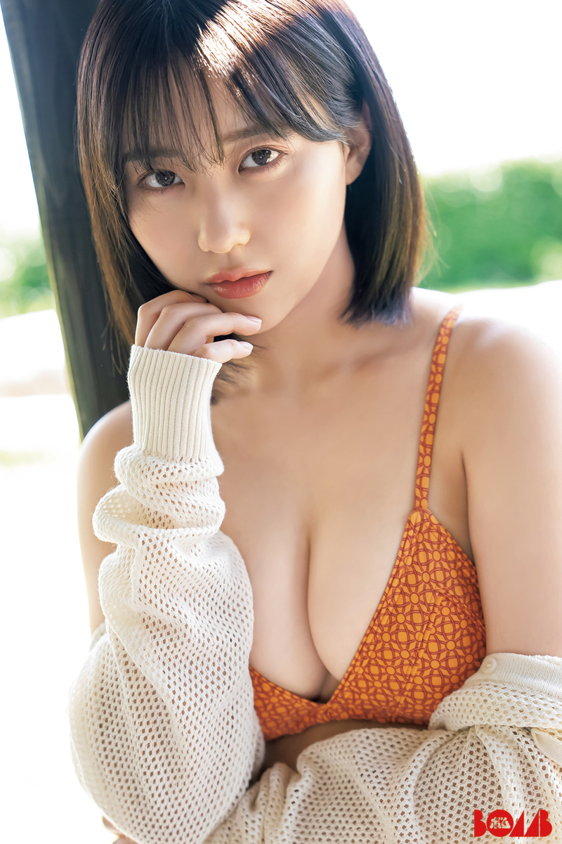 HKT48・田中美久「BOMB」12月号