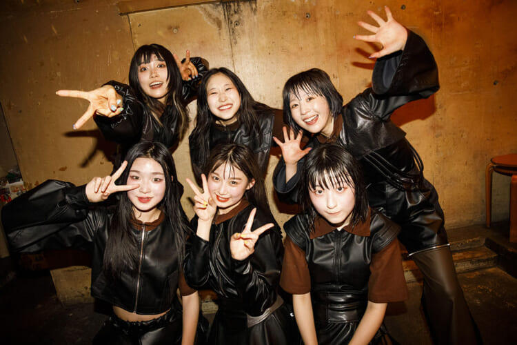 BiS 新体制お披露目ライブで7月発売の新曲も初披露「この6人と研究員で新しいBiSを作っていけたら」 | TV LIFE web