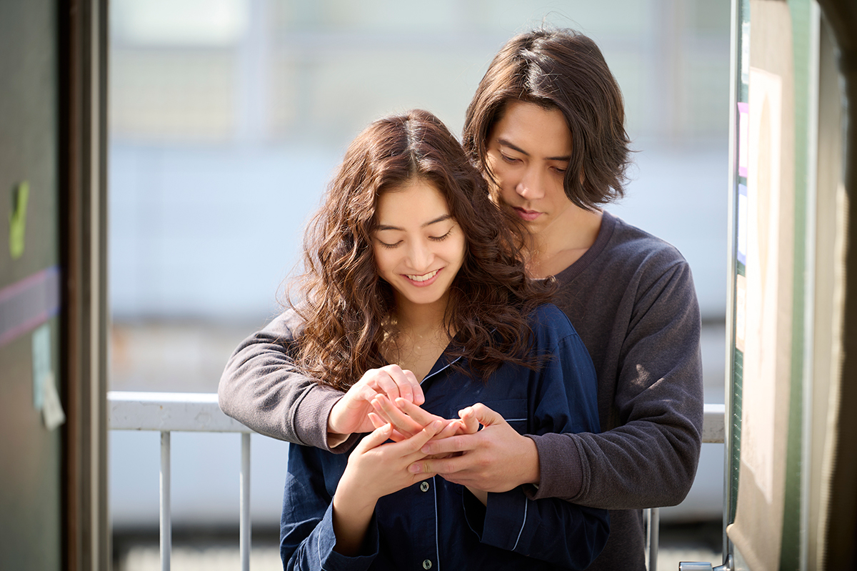 「SEE HEAR LOVE　見えなくても聞こえなくても愛してる」