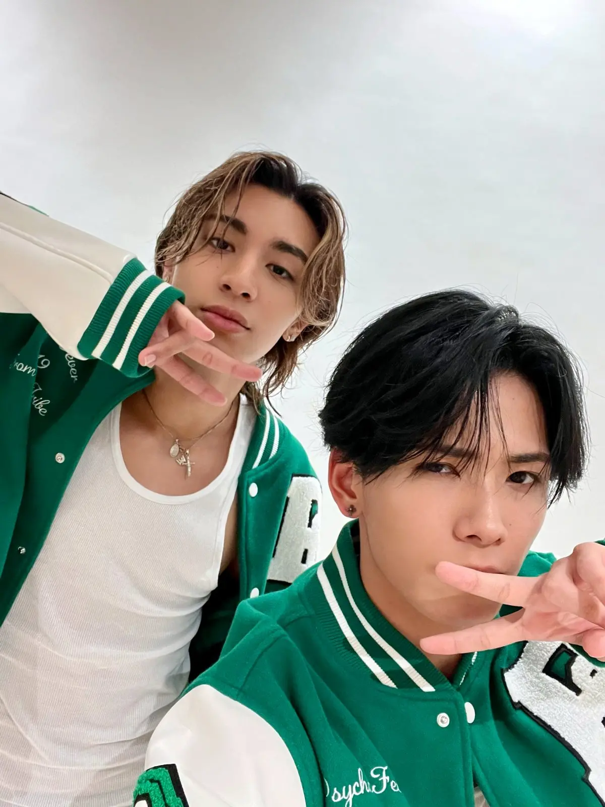 PSYCHIC FEVER・小波津志＆WEESAが語るNEW EP「99.9 Psychic Radio