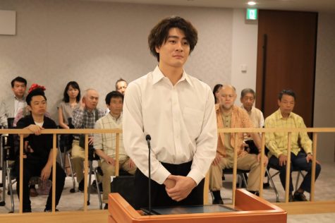 『街並み照らすヤツら』
