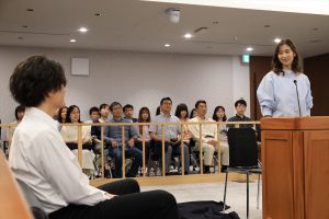 『街並み照らすヤツら』