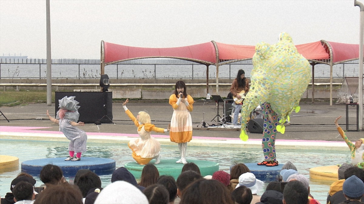 『Venue101 Presents What is アイナ・ジ・エンド？』