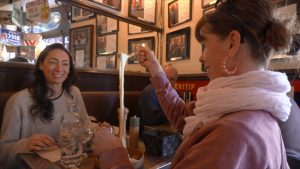 『世界入りにくい居酒屋』