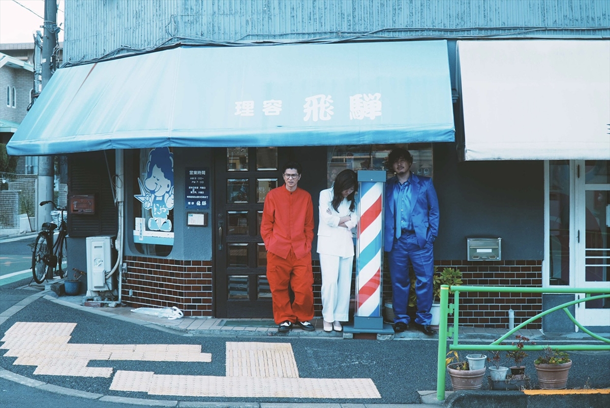 『海外で髪を切るだけの番組』