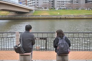 『クジャクのダンス、誰が見た？』