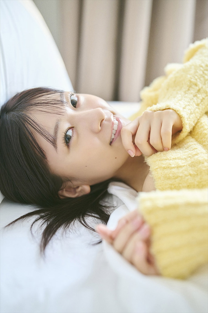 【オールアザー版】「鈴原希実 1st写真集 届け」撮影／熊木優