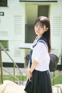 【オールアザー版】「鈴原希実 1st写真集 届け」撮影／熊木優