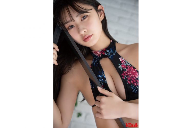 松本日向「BOMB」7月号