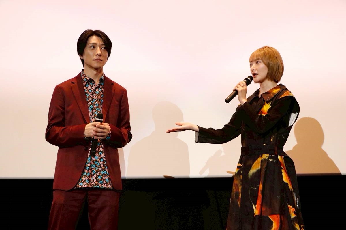 映画「死神遣いの事件帖 終」完成披露舞台あいさつ