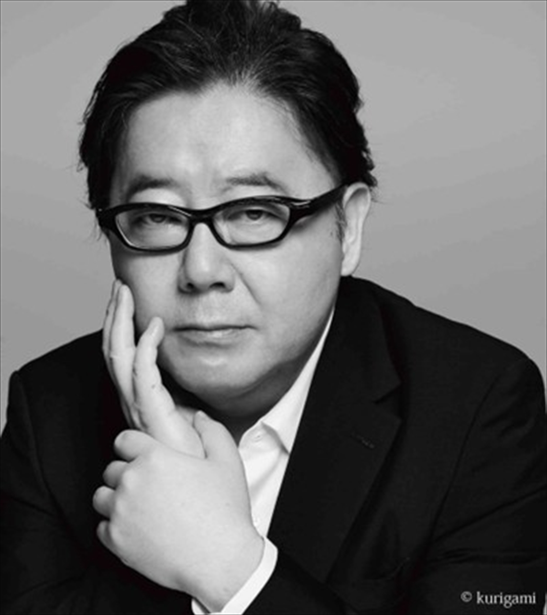 秋元康