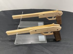 「リア突 海の家」