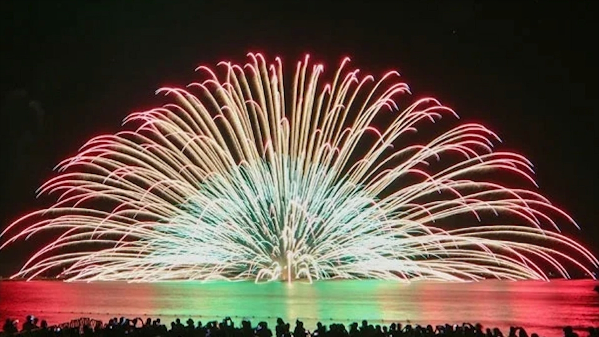 『47都道府県　プロ150人が感動した花火ランキング2025』