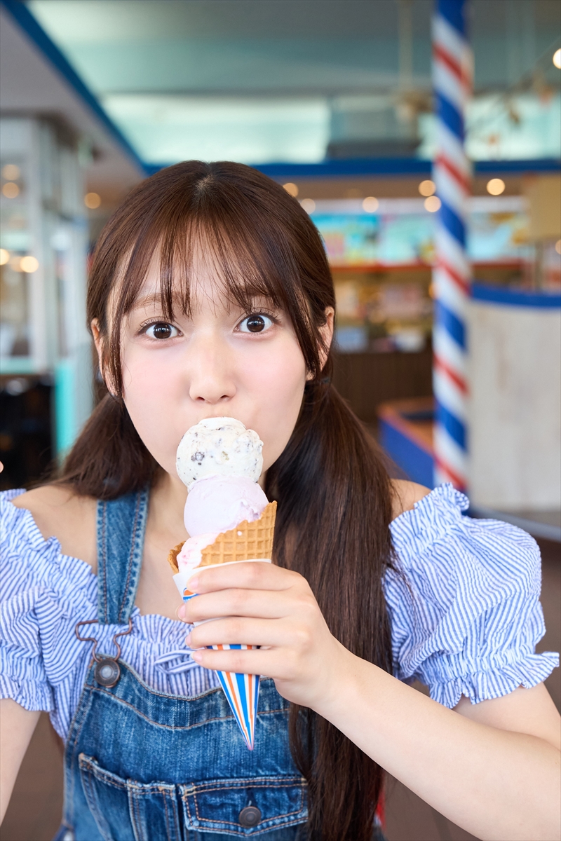 AKB48鈴木くるみ１st写真集『夢の重さ』