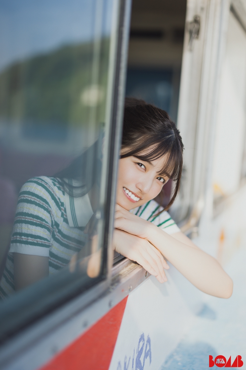 乃木坂46・五百城茉央「BOMB」9月号